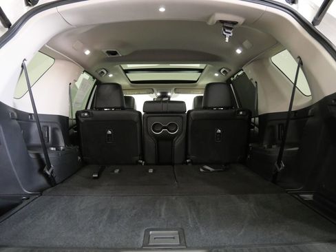 Used 2025 Honda Pilot Touring image 30