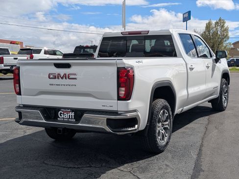 New 2026 GMC Sierra 1500 SLE w/ Preferred Package AWD/4WD image 3