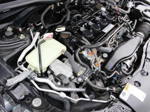 Used 2017 Honda Civic Sport image 26