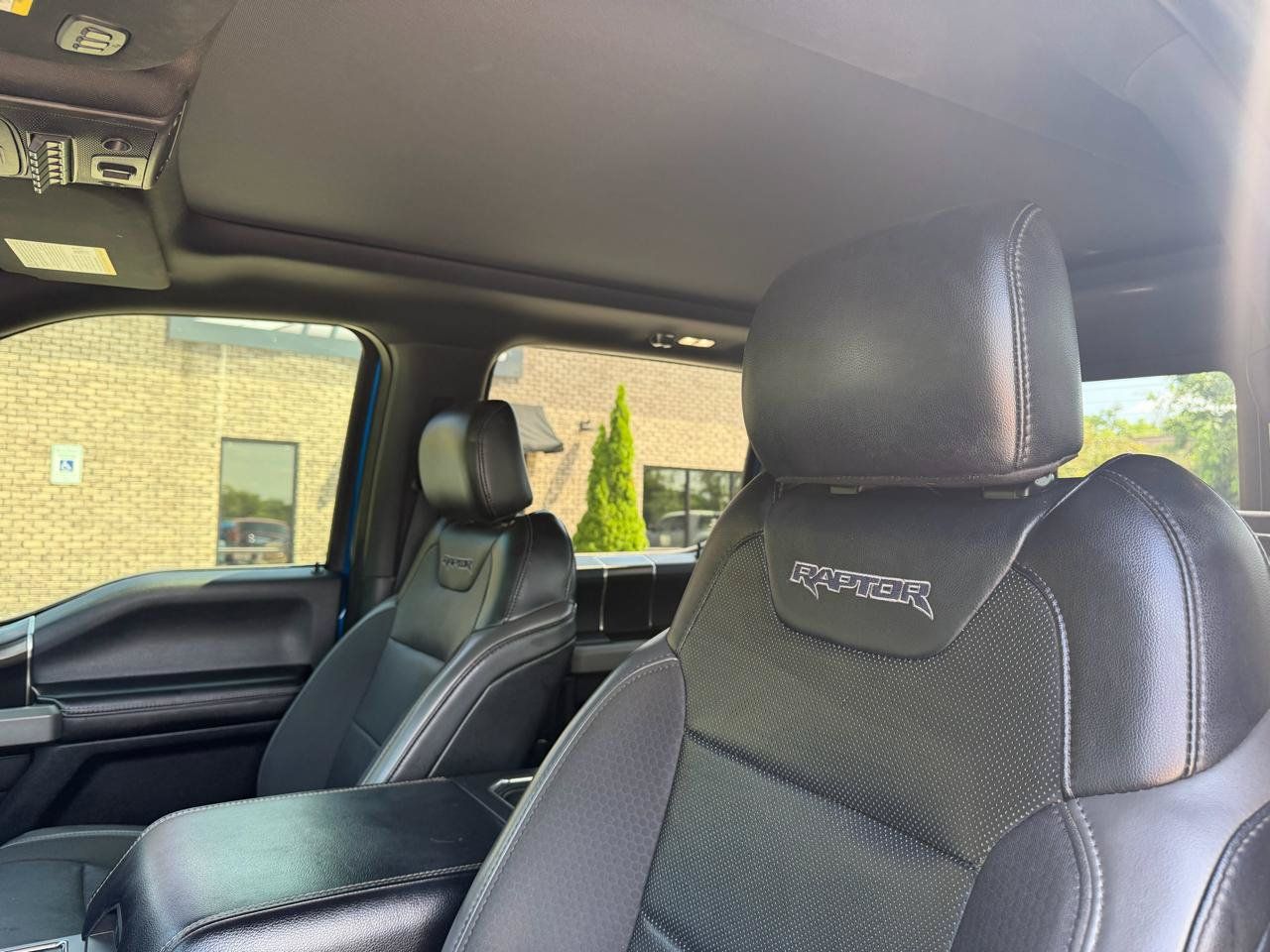 Used 2019 Ford F150 Raptor w/ Equipment Group 802A Luxury AWD/4WD image 15