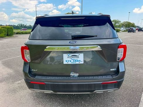 Used 2020 Ford Explorer XLT w/ Equipment Group 202A AWD/4WD image 4