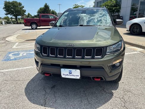 Used 2019 Jeep Compass Trailhawk AWD/4WD image 10