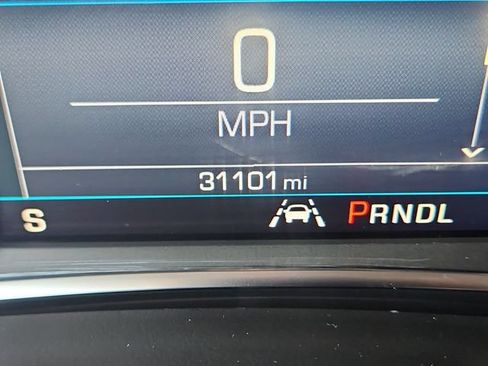 Used 2024 Chevrolet Equinox LT FWD image 16
