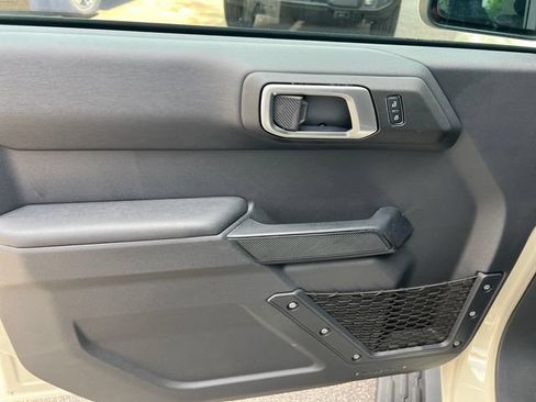 Used 2026 Ford Bronco Outer Banks AWD/4WD image 12