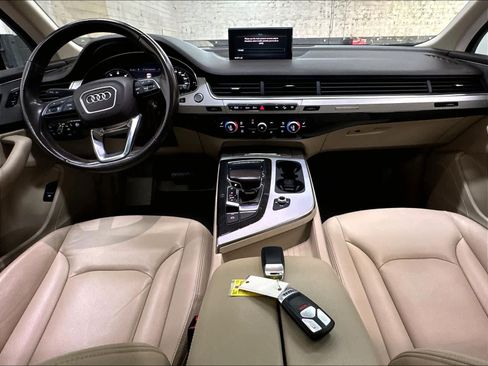 Used 2019 Audi Q7 2.0T Premium w/ Convenience Package AWD/4WD image 17