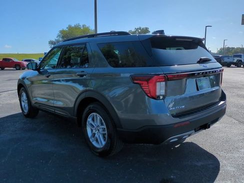 New 2026 Ford Explorer Active w/ Active Comfort Package RWD image 7