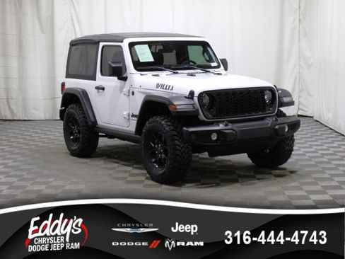 Used 2025 Jeep Wrangler Sport image 1