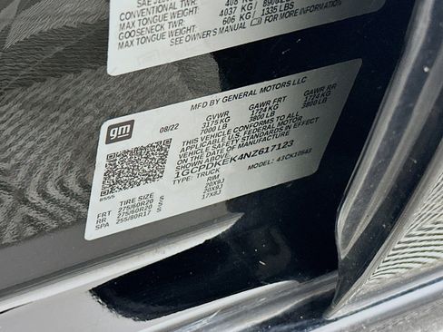 Used 2022 Chevrolet Silverado 1500 LT image 12