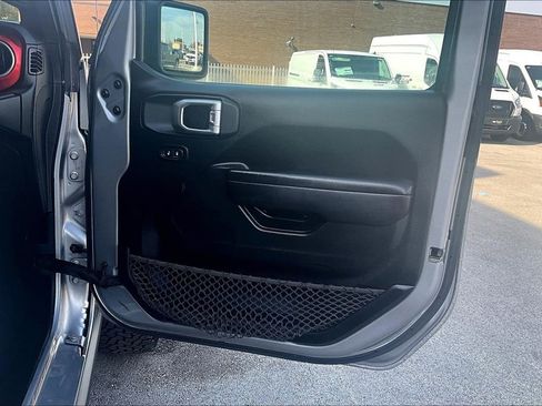 Used 2018 Jeep Wrangler Unlimited Rubicon AWD/4WD image 22