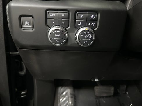 Used 2024 GMC Sierra 1500 Denali w/ Denali Carbonpro Edition image 34