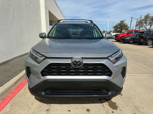Used 2023 Toyota RAV4 XLE image 2