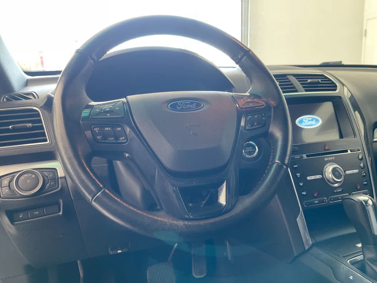 Used 2017 Ford Explorer Sport AWD/4WD image 14