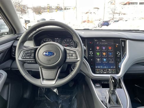 Used 2025 Subaru Outback Premium image 19
