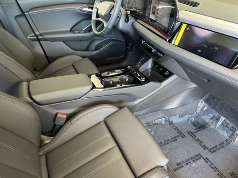 New 2027 Audi Q6 e-tron Premium Plus AWD/4WD image 15
