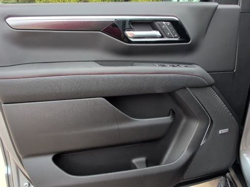 New 2026 Chevrolet Suburban RST w/ Comfort Package image 17