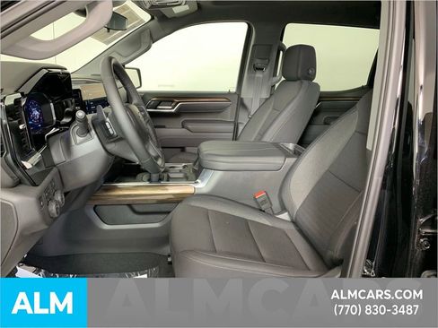 Used 2025 Chevrolet Silverado 1500 LT Trail Boss w/ Protection Package image 17