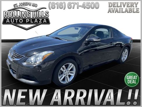 Used 2013 Nissan Altima 2.5 S w/ Premium Pkg FWD image 1