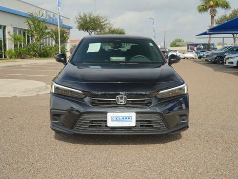 Used 2024 Honda Civic Sport image 2