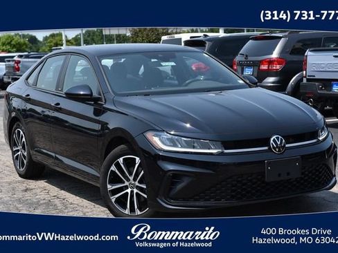 Certified 2025 Volkswagen Jetta Sport FWD image 1