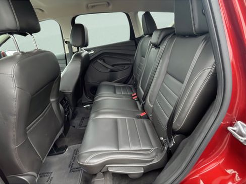 Used 2016 Ford Escape Titanium AWD/4WD image 21