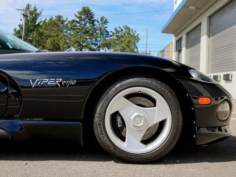 Used 1995 Dodge Viper RT/10 image 49