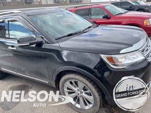 Used 2018 Ford Explorer Limited image 1