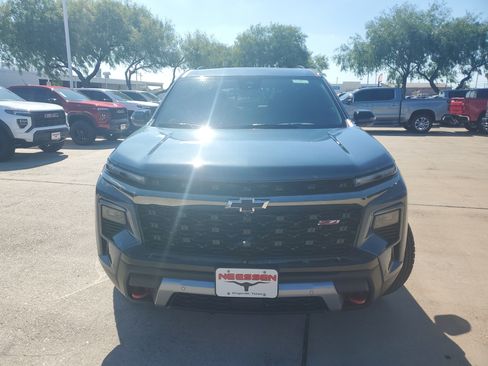 New 2026 Chevrolet Traverse Z71 w/ Enhanced Driving Package AWD/4WD image 2