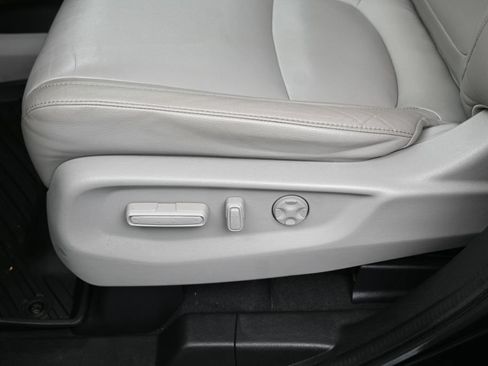 Used 2018 Honda Odyssey EX-L image 21