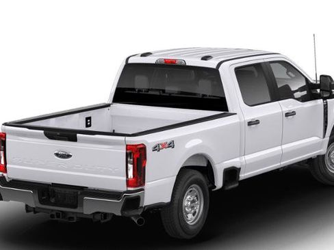 New 2026 Ford F250 XL w/ XL Chrome Package image 3