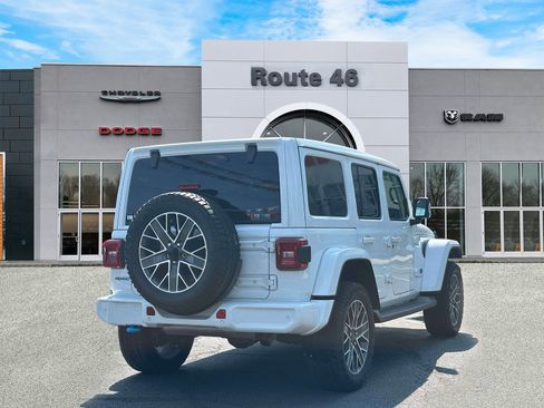 Used 2024 Jeep Wrangler High Altitude AWD/4WD image 5
