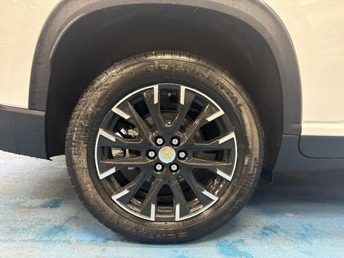 New 2026 Chevrolet Traverse LT FWD image 5
