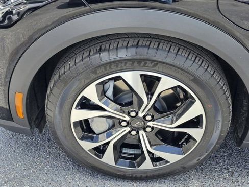 Used 2025 Ford Mustang Mach-E Select image 9