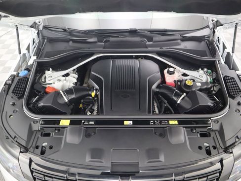 Used 2024 Land Rover Range Rover Autobiography image 30