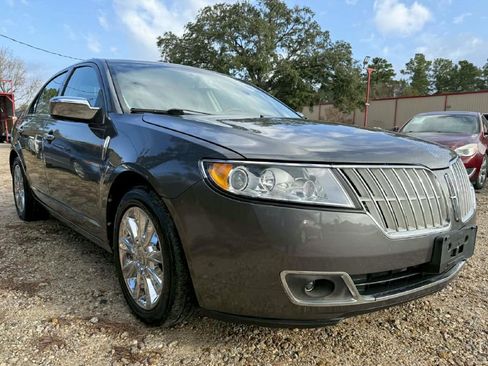 Used 2012 Lincoln MKZ image 3