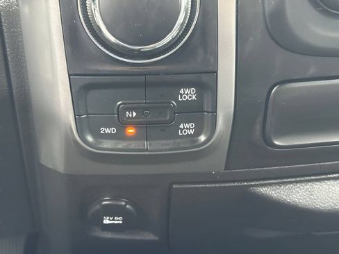 Used 2024 RAM 1500 Classic Warlock AWD/4WD image 12