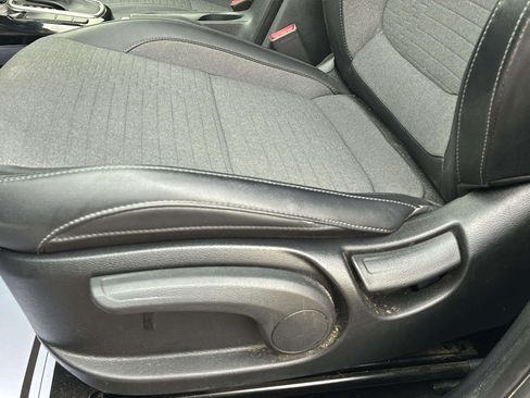 Used 2023 Kia Seltos S FWD image 26