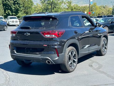 Used 2021 Chevrolet TrailBlazer RS w/ Sun and Liftgate Package AWD/4WD image 3