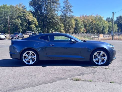 Used 2022 Chevrolet Camaro LT w/ RS Package image 16
