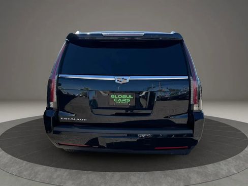 Used 2020 Cadillac Escalade ESV Luxury image 5