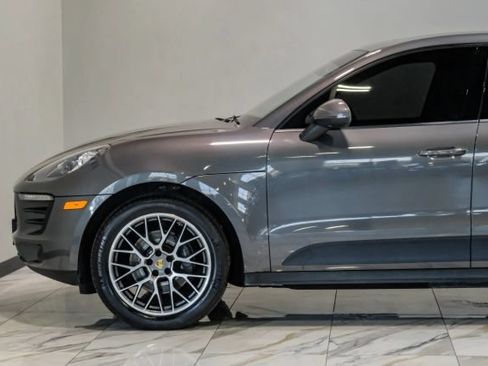 Used 2018 Porsche Macan Sport Edition AWD/4WD image 18