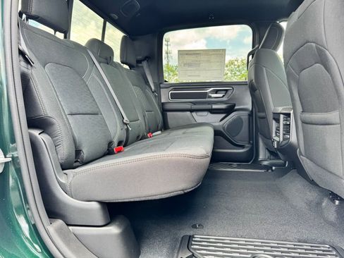 New 2026 RAM 1500 4x4 Crew Cab image 13