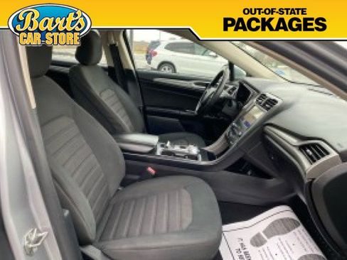 Used 2020 Ford Fusion SE AWD/4WD image 13