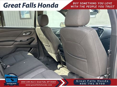 Used 2023 Chevrolet Traverse LT w/ LPO, Floor Liner Package image 26