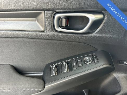 Used 2025 Honda Civic LX image 11