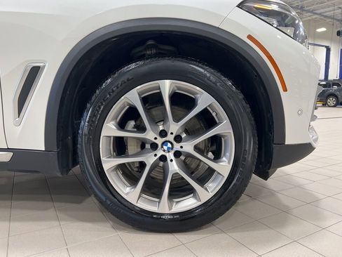 Used 2022 BMW X5 xDrive40i w/ Premium Package image 24