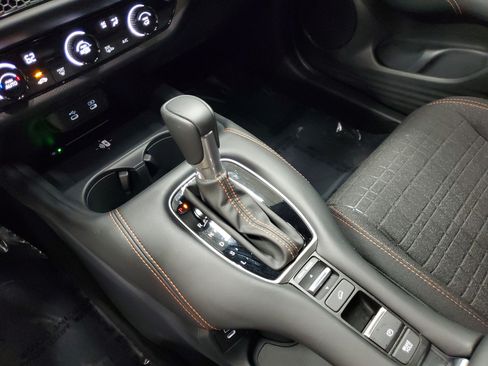 Used 2026 Honda HR-V Sport image 35