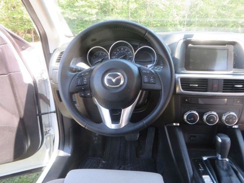 Used 2016 MAZDA CX-5 Touring FWD image 13