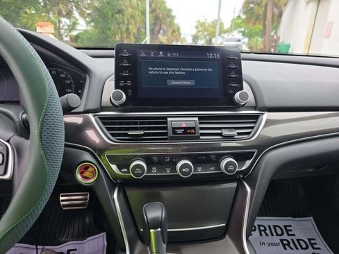 Used 2022 Honda Accord Sport image 9