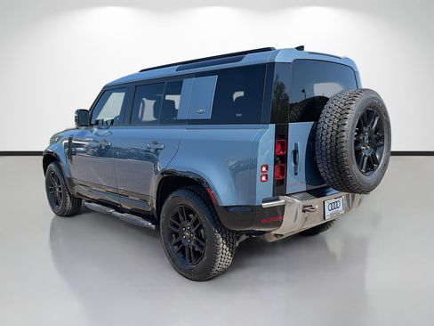 Used 2023 Land Rover Defender 110 S AWD/4WD image 5