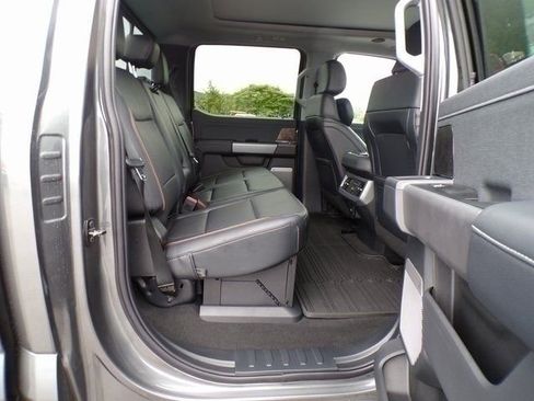 New 2025 Ford F350 Lariat w/ Lariat Ultimate Package image 13